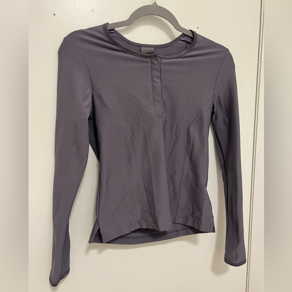 Nike Dri-Fit Yoga Pullover Jacket Purple Size Small - Picture 6 of 7